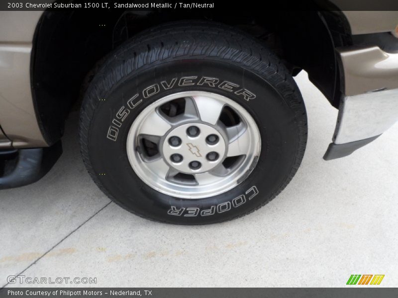 Sandalwood Metallic / Tan/Neutral 2003 Chevrolet Suburban 1500 LT