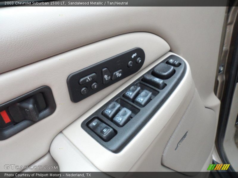 Sandalwood Metallic / Tan/Neutral 2003 Chevrolet Suburban 1500 LT