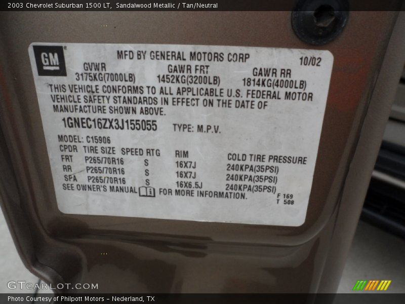 Sandalwood Metallic / Tan/Neutral 2003 Chevrolet Suburban 1500 LT