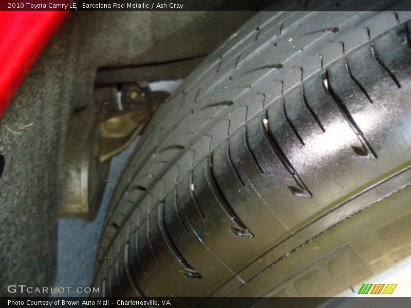 Barcelona Red Metallic / Ash Gray 2010 Toyota Camry LE