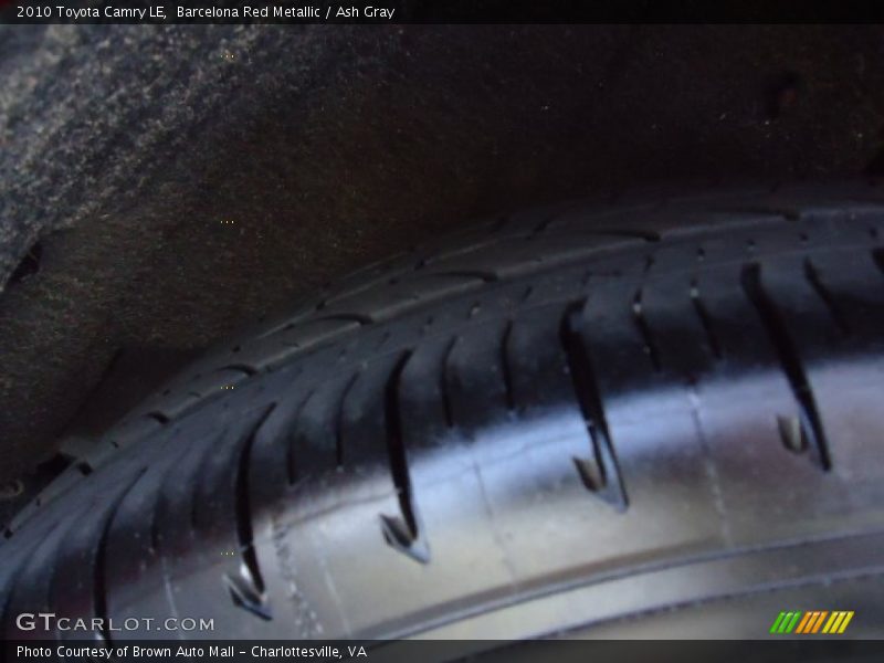 Barcelona Red Metallic / Ash Gray 2010 Toyota Camry LE