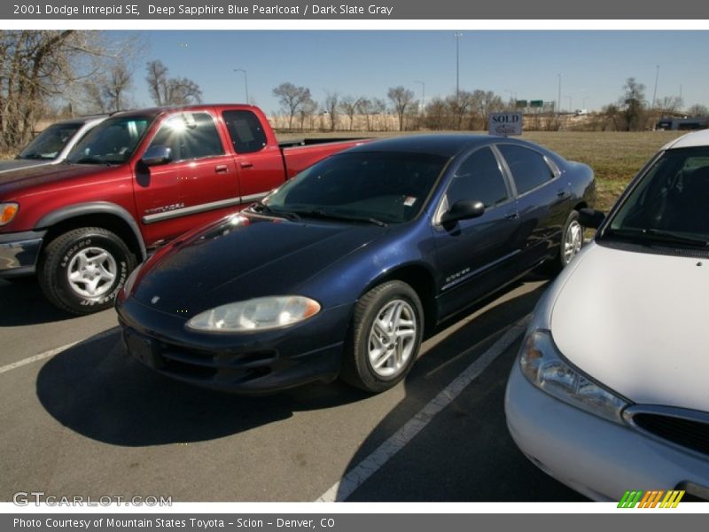 Deep Sapphire Blue Pearlcoat / Dark Slate Gray 2001 Dodge Intrepid SE