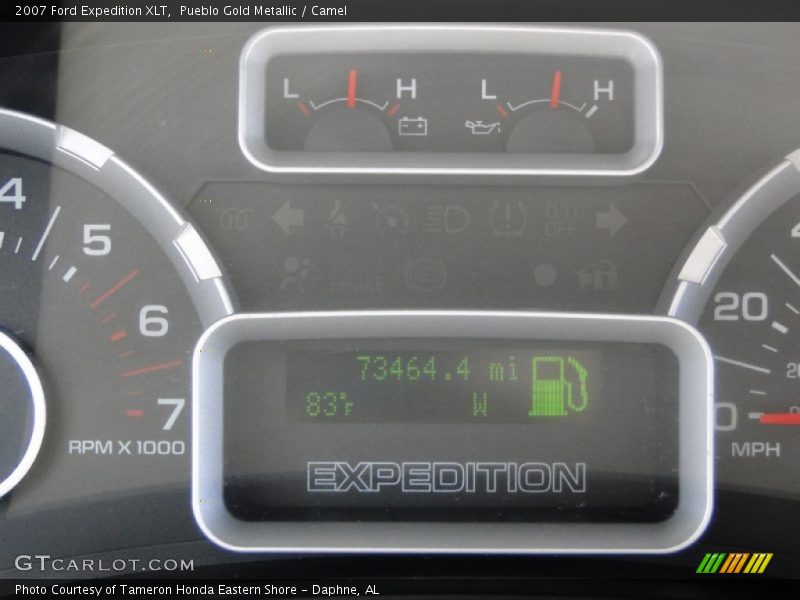 Pueblo Gold Metallic / Camel 2007 Ford Expedition XLT