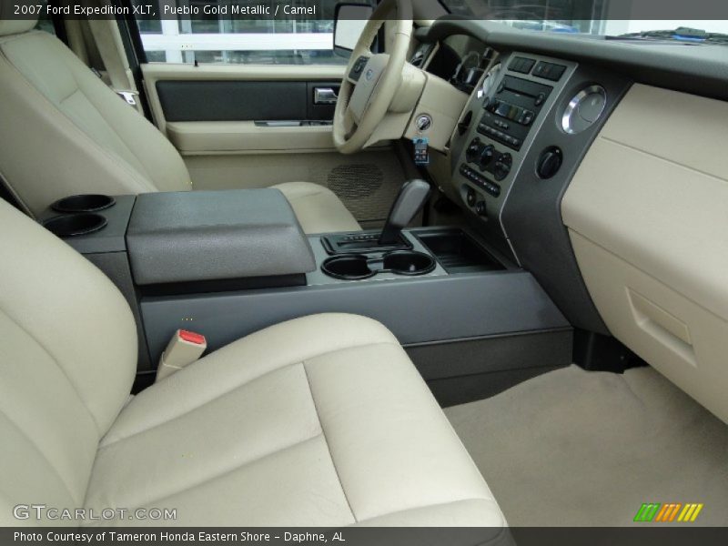 Pueblo Gold Metallic / Camel 2007 Ford Expedition XLT