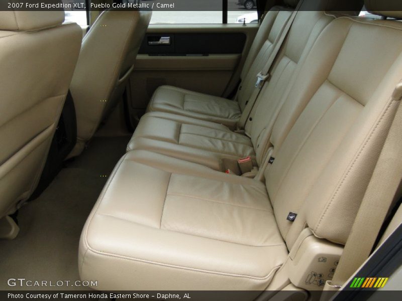 Pueblo Gold Metallic / Camel 2007 Ford Expedition XLT