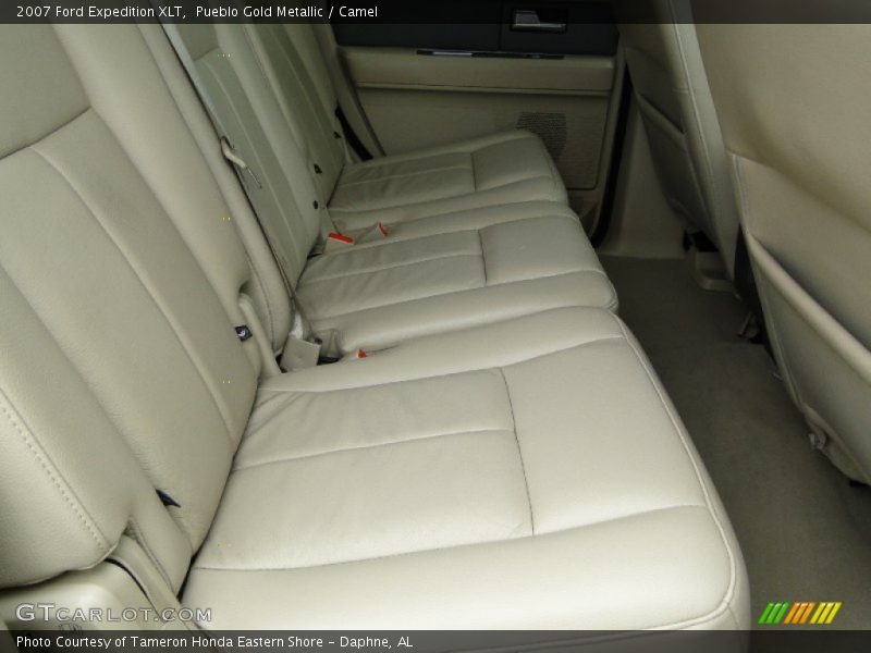 Pueblo Gold Metallic / Camel 2007 Ford Expedition XLT