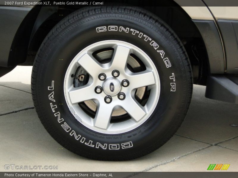 Pueblo Gold Metallic / Camel 2007 Ford Expedition XLT