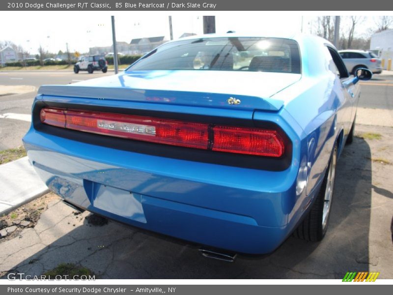 B5 Blue Pearlcoat / Dark Slate Gray 2010 Dodge Challenger R/T Classic