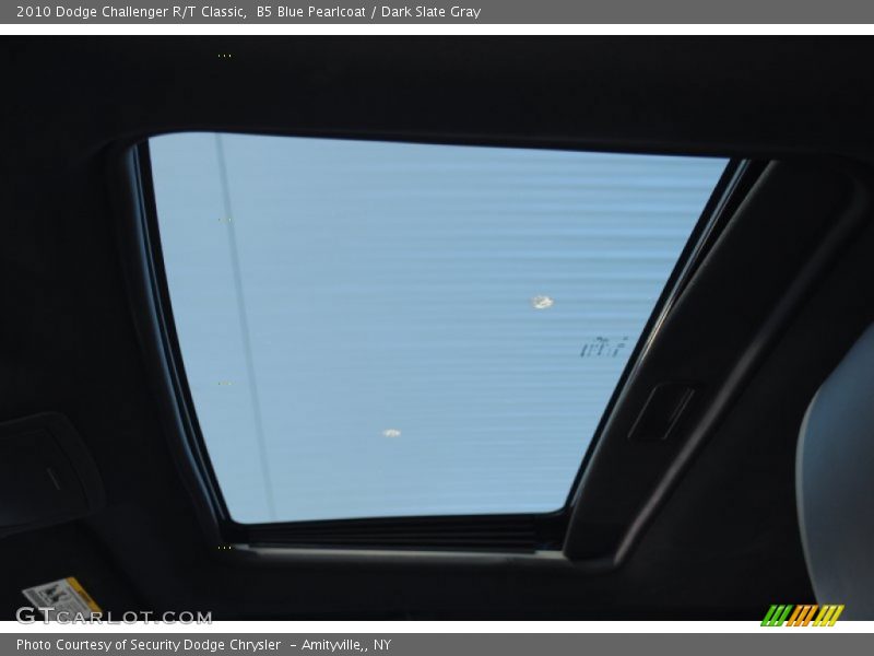 B5 Blue Pearlcoat / Dark Slate Gray 2010 Dodge Challenger R/T Classic