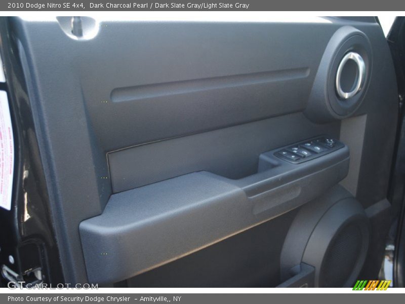 Dark Charcoal Pearl / Dark Slate Gray/Light Slate Gray 2010 Dodge Nitro SE 4x4