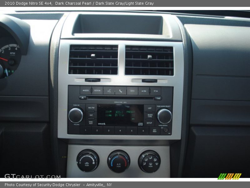 Dark Charcoal Pearl / Dark Slate Gray/Light Slate Gray 2010 Dodge Nitro SE 4x4