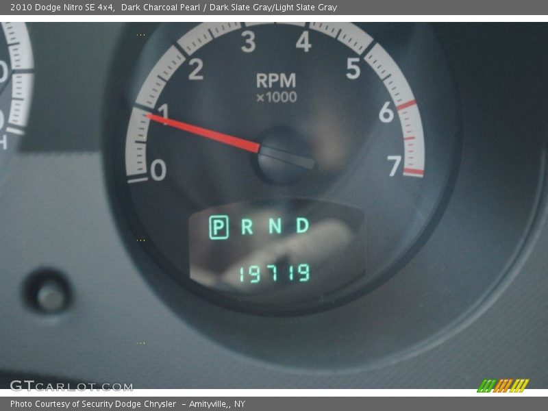 Dark Charcoal Pearl / Dark Slate Gray/Light Slate Gray 2010 Dodge Nitro SE 4x4