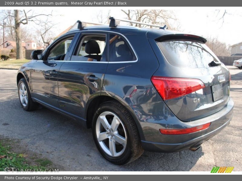 Meteor Gray Pearl Effect / Black 2009 Audi Q5 3.2 Premium quattro