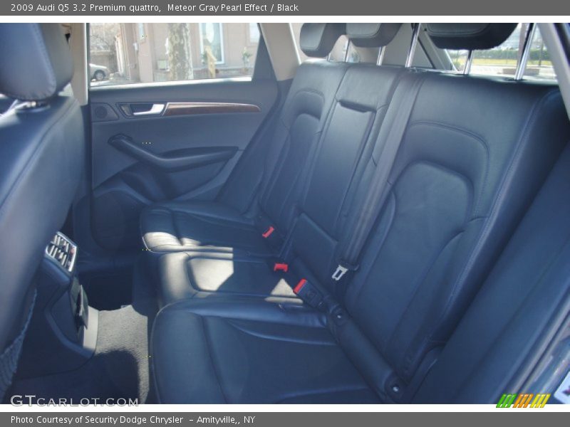 Meteor Gray Pearl Effect / Black 2009 Audi Q5 3.2 Premium quattro