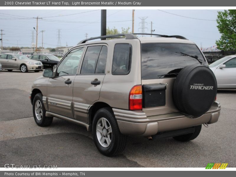 Light Bronzemist Metallic / Medium Gray 2003 Chevrolet Tracker LT Hard Top