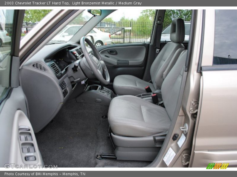 Light Bronzemist Metallic / Medium Gray 2003 Chevrolet Tracker LT Hard Top