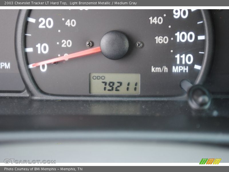 Light Bronzemist Metallic / Medium Gray 2003 Chevrolet Tracker LT Hard Top