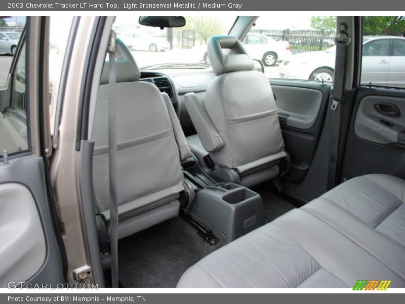 Light Bronzemist Metallic / Medium Gray 2003 Chevrolet Tracker LT Hard Top