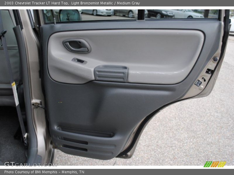 Light Bronzemist Metallic / Medium Gray 2003 Chevrolet Tracker LT Hard Top
