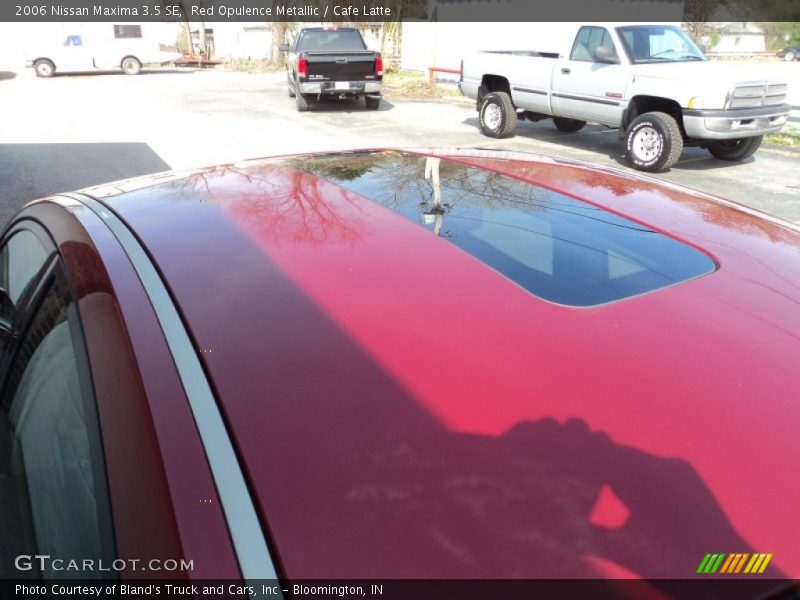 Red Opulence Metallic / Cafe Latte 2006 Nissan Maxima 3.5 SE