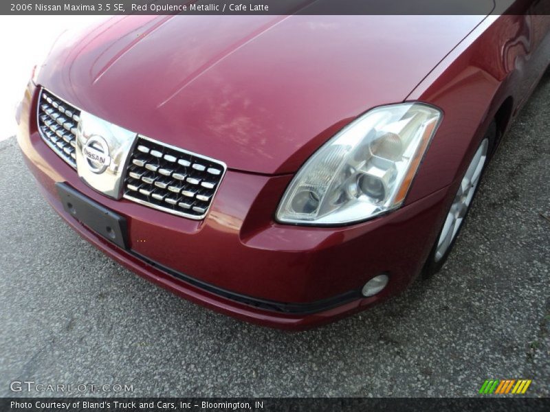 Red Opulence Metallic / Cafe Latte 2006 Nissan Maxima 3.5 SE