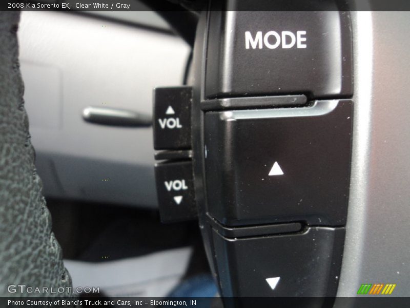 Clear White / Gray 2008 Kia Sorento EX
