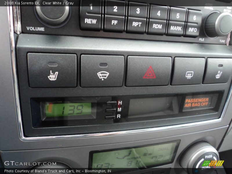 Clear White / Gray 2008 Kia Sorento EX