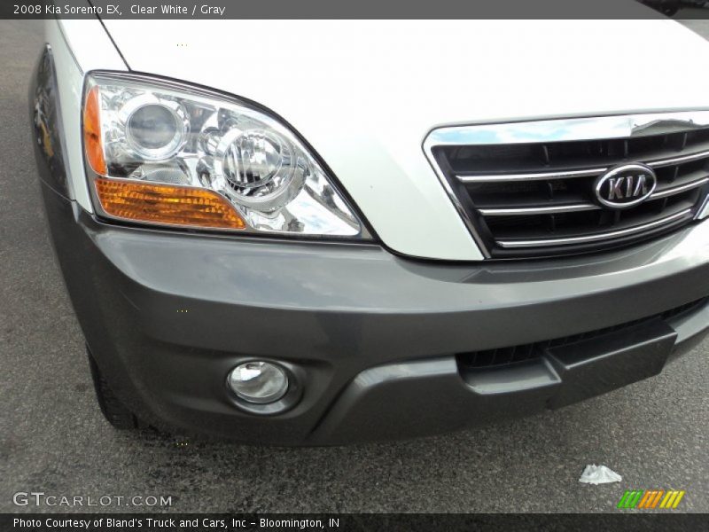 Clear White / Gray 2008 Kia Sorento EX