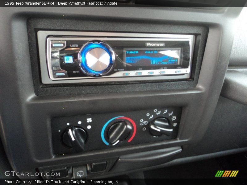 Deep Amethyst Pearlcoat / Agate 1999 Jeep Wrangler SE 4x4