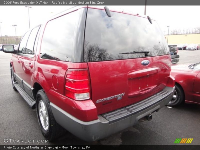 Redfire Metallic / Medium Flint Grey 2006 Ford Expedition XLT 4x4