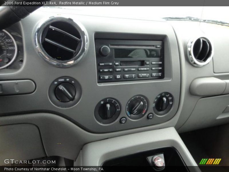 Redfire Metallic / Medium Flint Grey 2006 Ford Expedition XLT 4x4