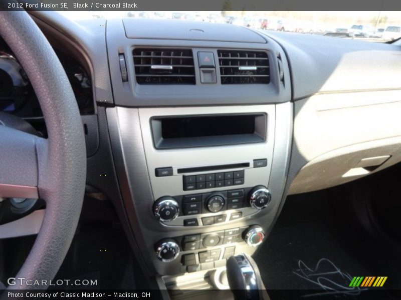 Black / Charcoal Black 2012 Ford Fusion SE