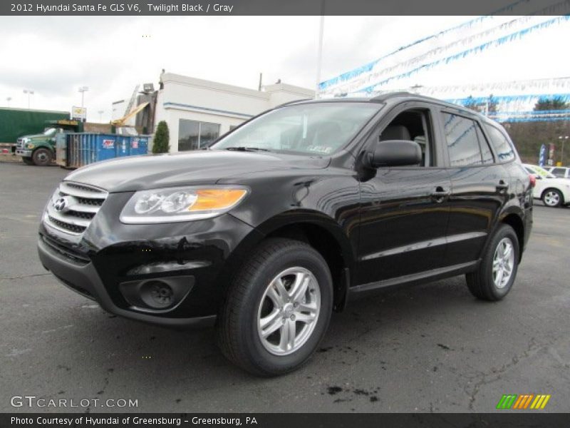 Front 3/4 View of 2012 Santa Fe GLS V6