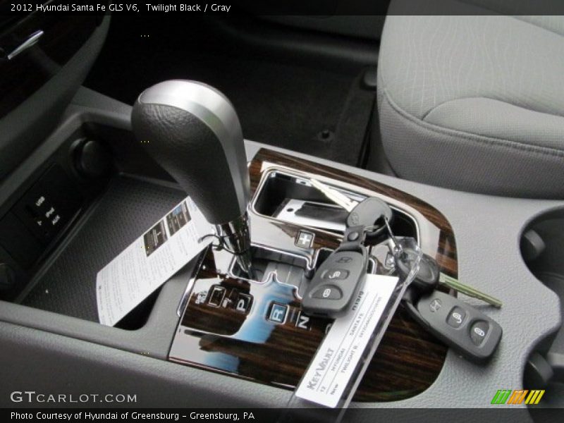  2012 Santa Fe GLS V6 6 Speed SHIFTRONIC Automatic Shifter
