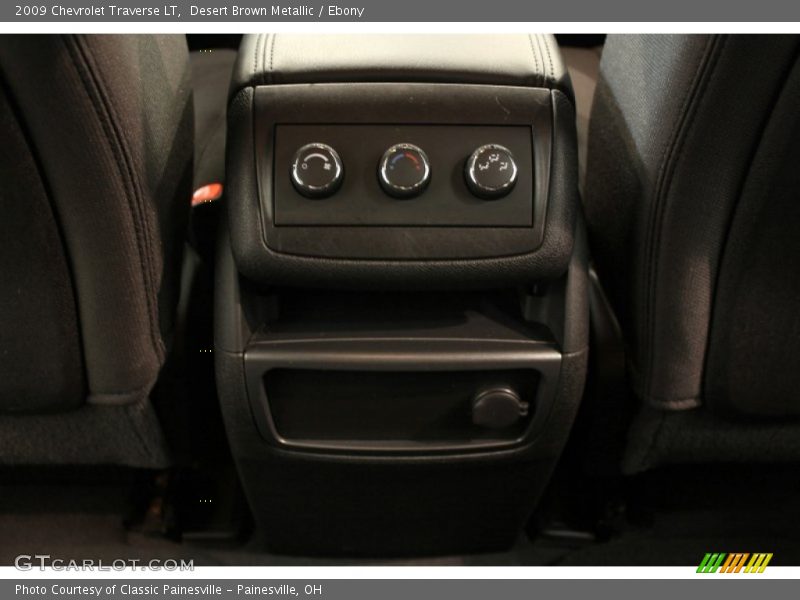 Desert Brown Metallic / Ebony 2009 Chevrolet Traverse LT