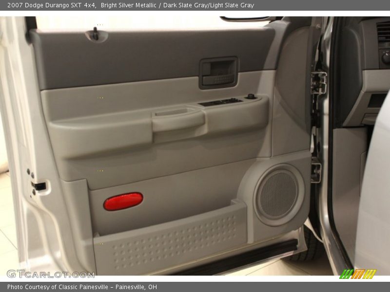 Bright Silver Metallic / Dark Slate Gray/Light Slate Gray 2007 Dodge Durango SXT 4x4