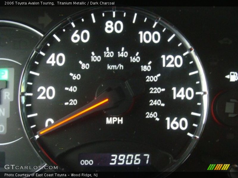 Titanium Metallic / Dark Charcoal 2006 Toyota Avalon Touring