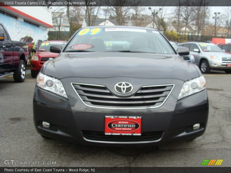 Magnetic Gray Metallic / Ash 2009 Toyota Camry XLE