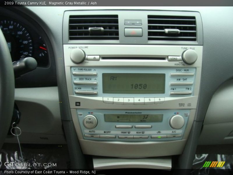 Magnetic Gray Metallic / Ash 2009 Toyota Camry XLE
