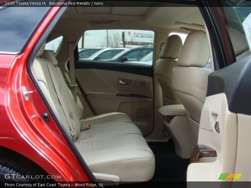 Barcelona Red Metallic / Ivory 2010 Toyota Venza I4