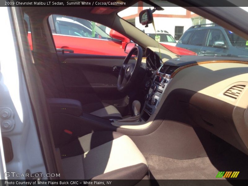 Summit White / Cocoa/Cashmere 2009 Chevrolet Malibu LT Sedan