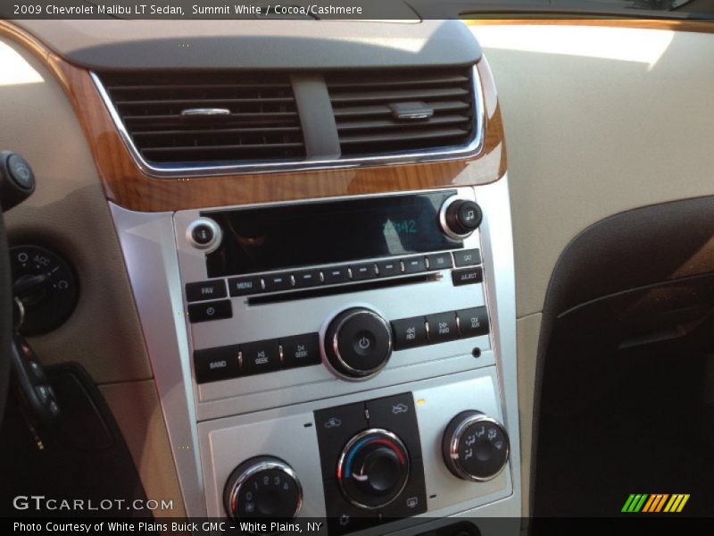 Summit White / Cocoa/Cashmere 2009 Chevrolet Malibu LT Sedan