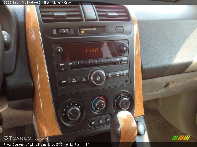 Silver Nickel / Gray 2006 Saturn VUE V6 AWD