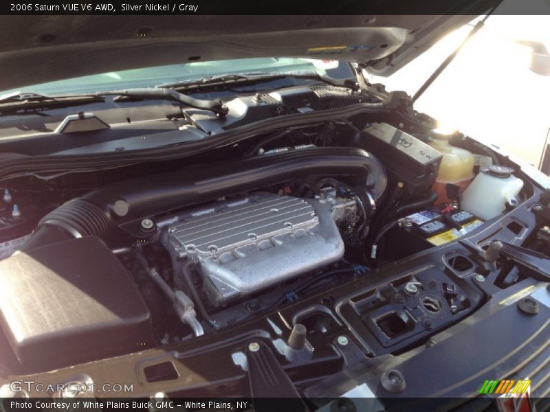 Silver Nickel / Gray 2006 Saturn VUE V6 AWD