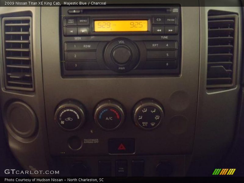 Majestic Blue / Charcoal 2009 Nissan Titan XE King Cab