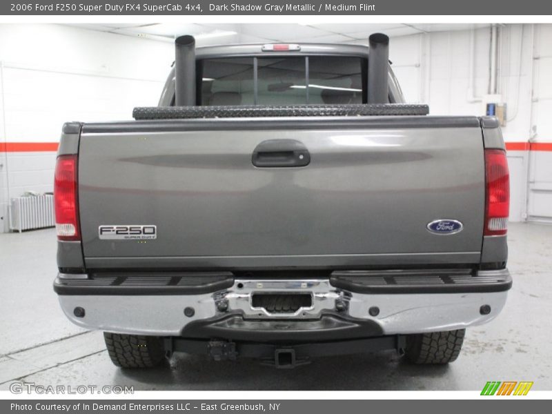 Dark Shadow Gray Metallic / Medium Flint 2006 Ford F250 Super Duty FX4 SuperCab 4x4