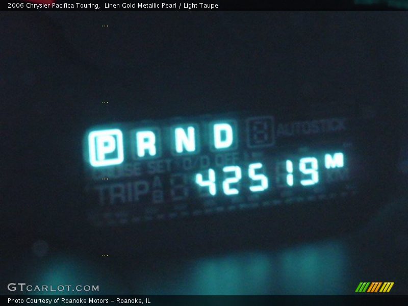 Linen Gold Metallic Pearl / Light Taupe 2006 Chrysler Pacifica Touring