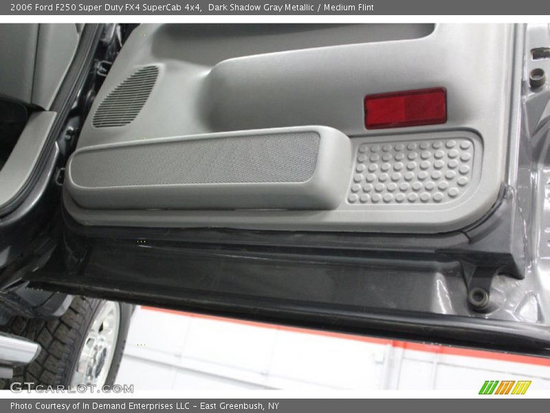 Dark Shadow Gray Metallic / Medium Flint 2006 Ford F250 Super Duty FX4 SuperCab 4x4