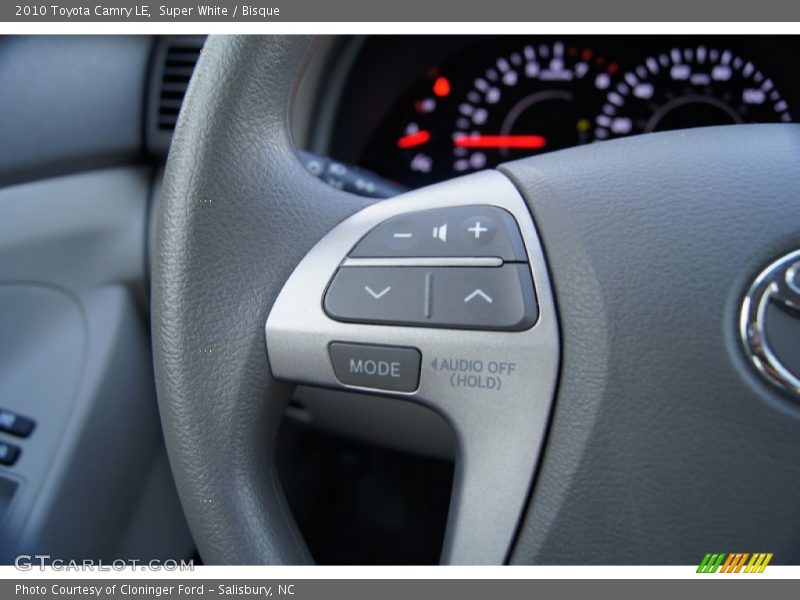 Super White / Bisque 2010 Toyota Camry LE