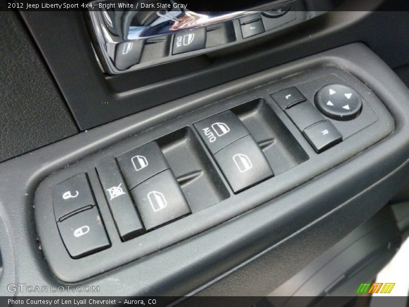 Bright White / Dark Slate Gray 2012 Jeep Liberty Sport 4x4